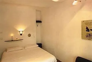 Pensionat Vicolo Del Pozzo 3*