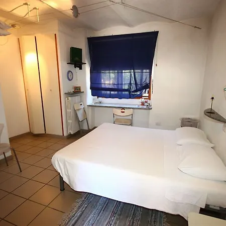 Vicolo Del Pozzo Бароло